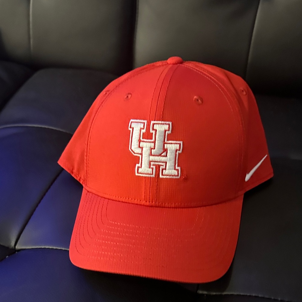 University of Houston Nike Red Cap with White Logo